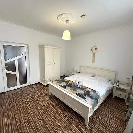 Flh - Mira Apartments Sibiu Exterior foto